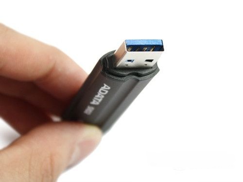考虑正确选购USB3.0 U盘的五大因素(狮跑USB接口不能读取U盘？)
